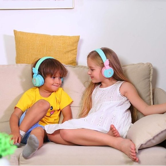 Kids Headphones - Wireless/Bluetooth - Volume Limit/Mic/Hand-free - TF Card - Picture 7 of 14